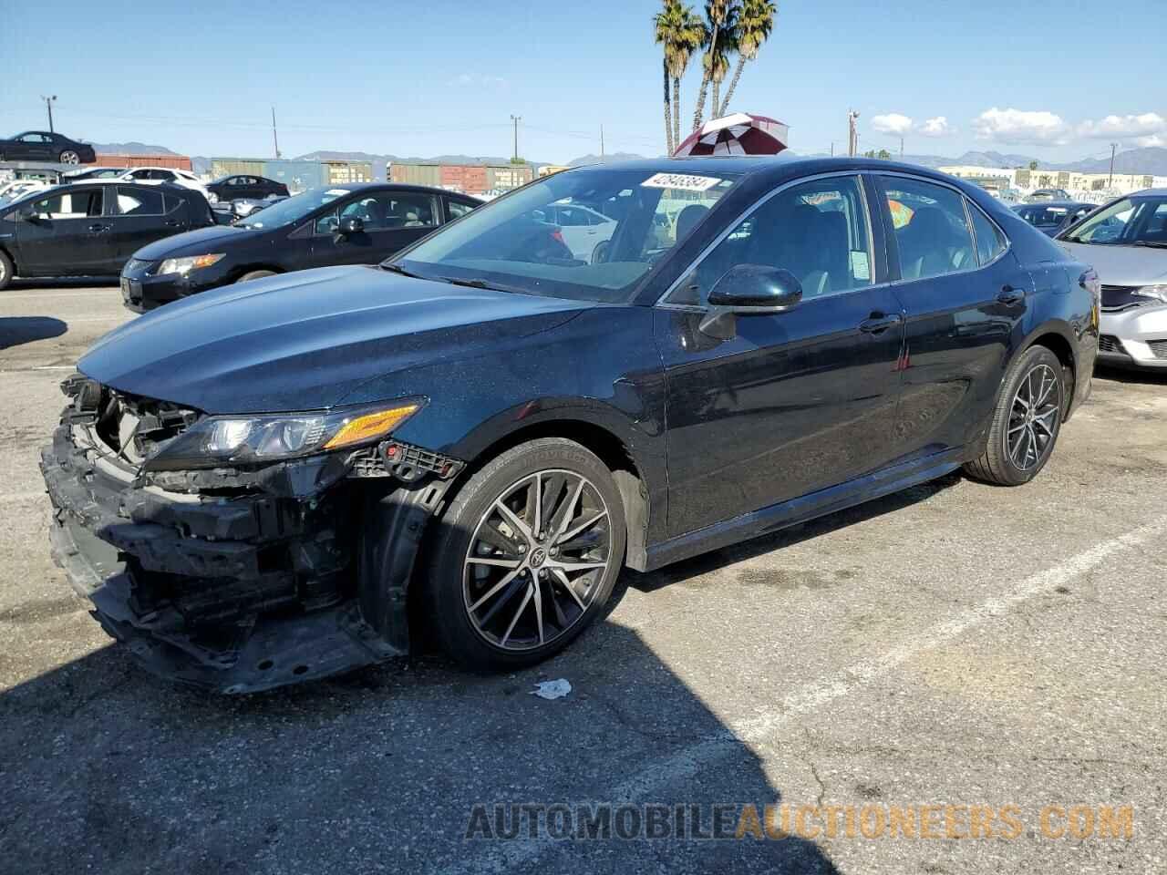 4T1G11AK6MU522188 TOYOTA CAMRY 2021