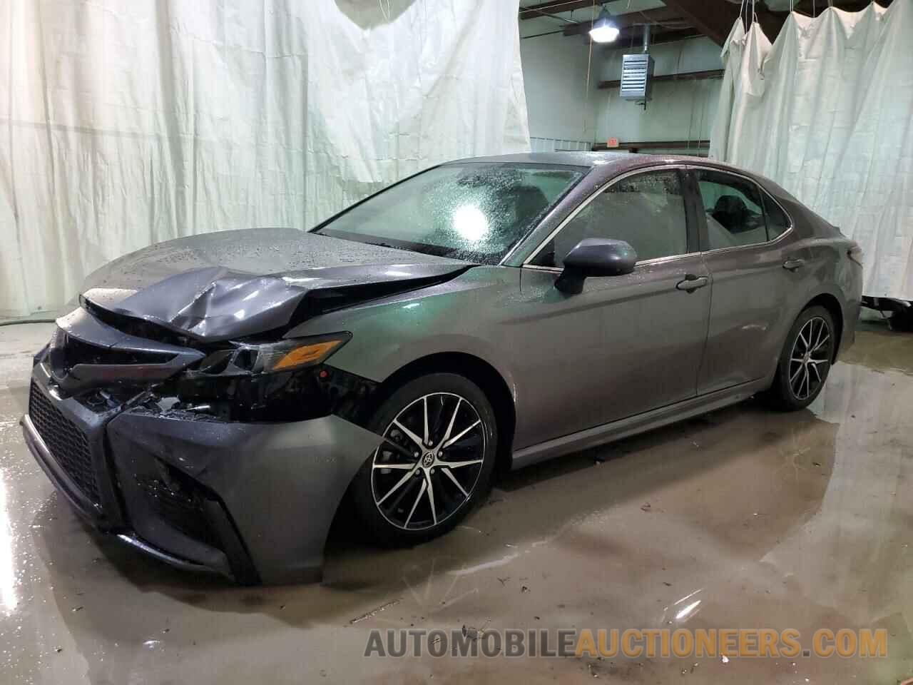 4T1G11AK6MU531635 TOYOTA CAMRY 2021