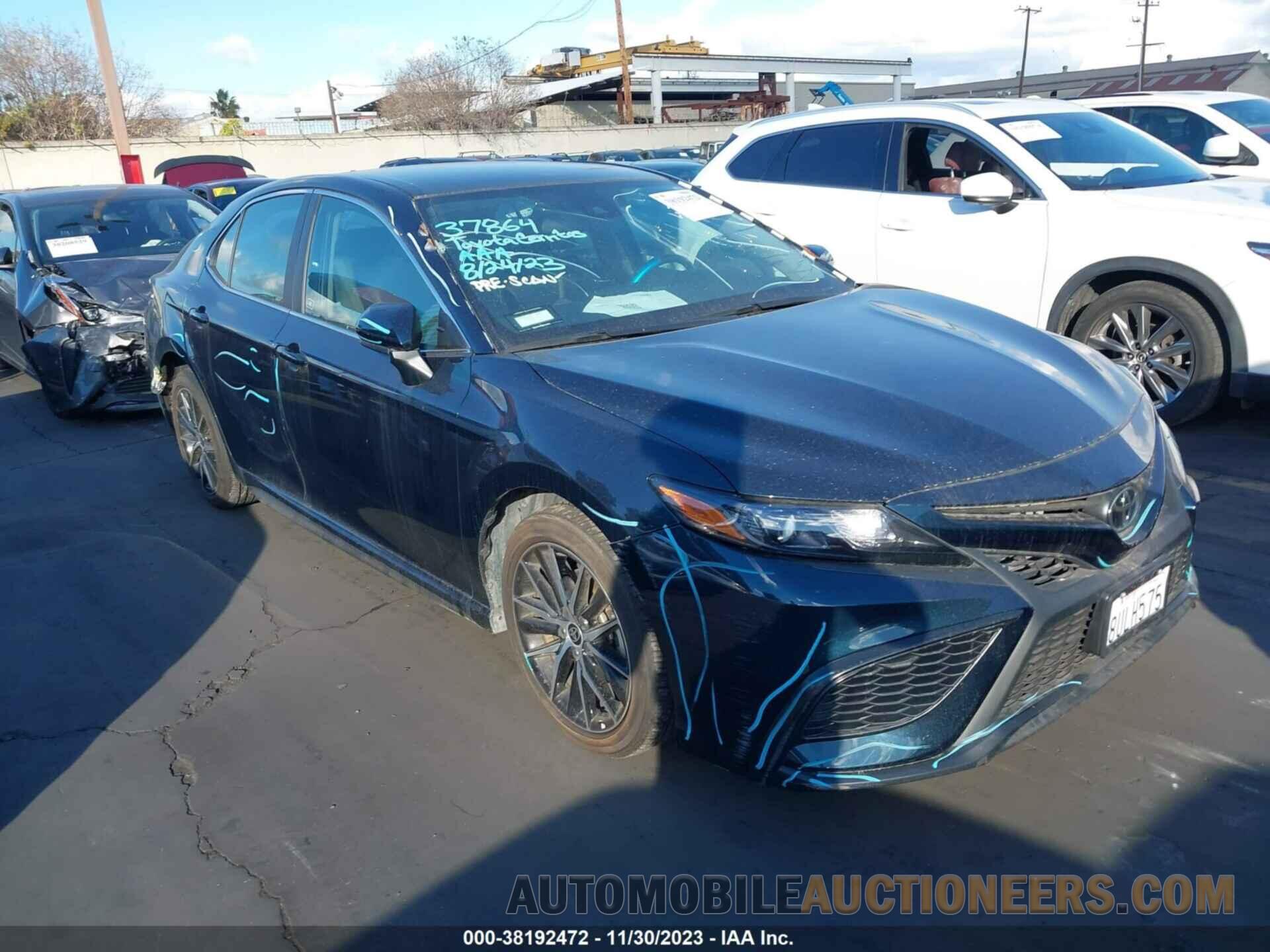 4T1G11AK6MU533384 TOYOTA CAMRY 2021