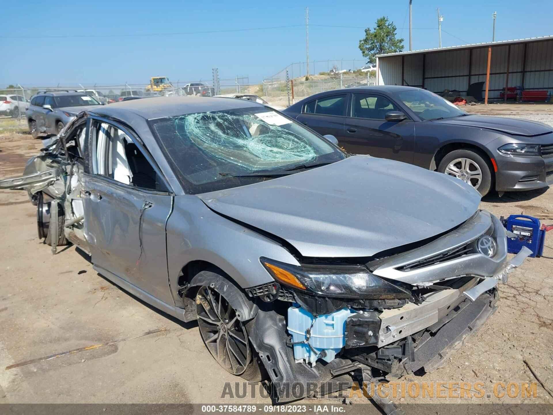 4T1G11AK6MU537662 TOYOTA CAMRY 2021