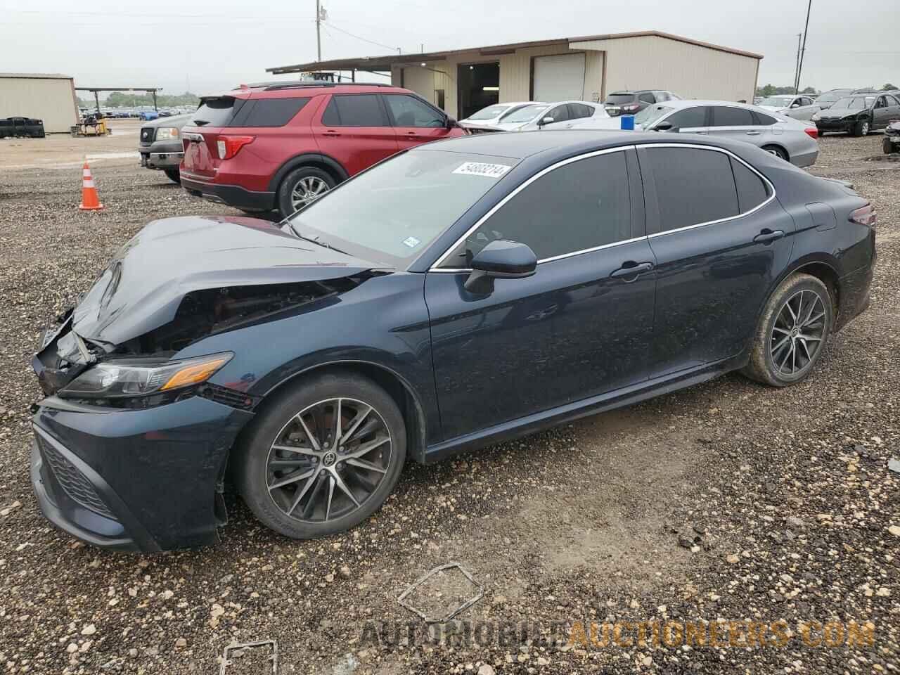 4T1G11AK6MU546538 TOYOTA CAMRY 2021