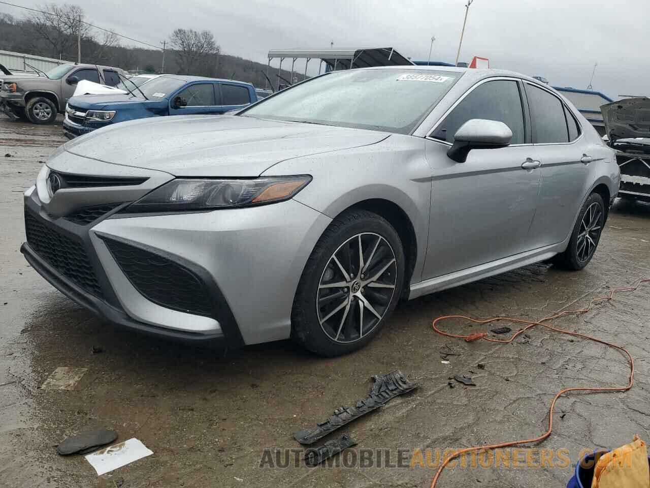 4T1G11AK6MU550170 TOYOTA CAMRY 2021