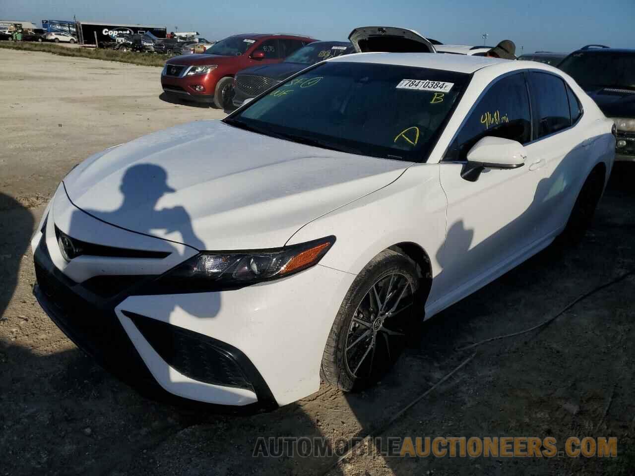 4T1G11AK6MU566384 TOYOTA CAMRY 2021