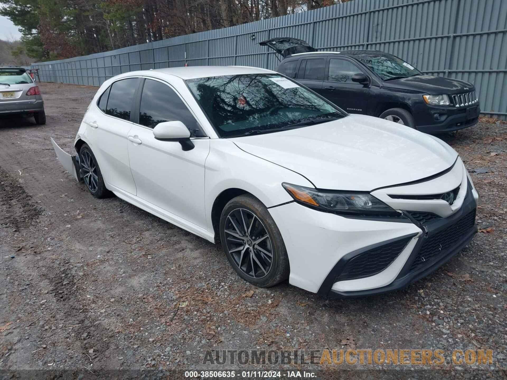 4T1G11AK6MU575750 TOYOTA CAMRY 2021