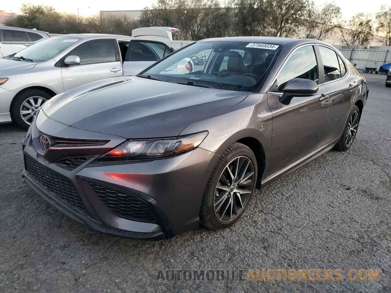 4T1G11AK6MU592628 TOYOTA CAMRY 2021