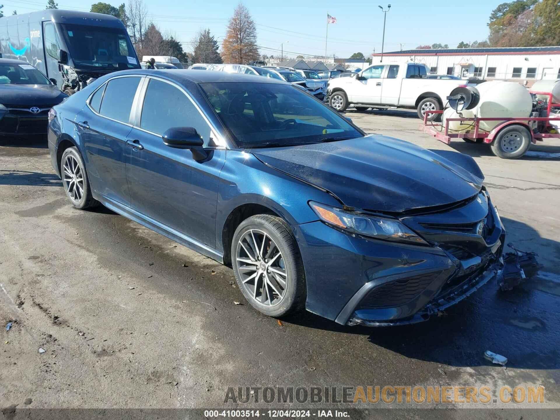 4T1G11AK6MU595075 TOYOTA CAMRY 2021