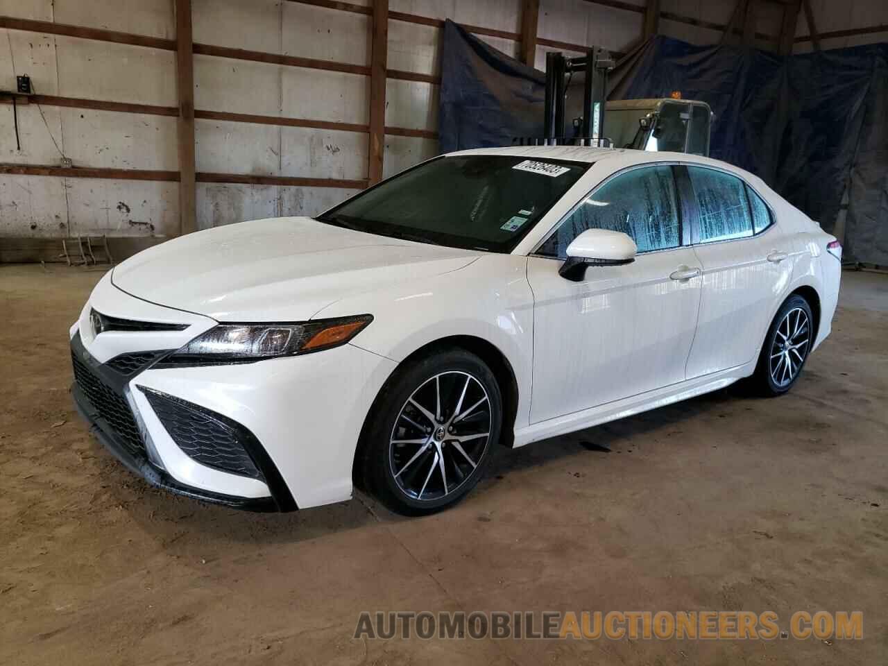 4T1G11AK6MU596050 TOYOTA CAMRY 2021