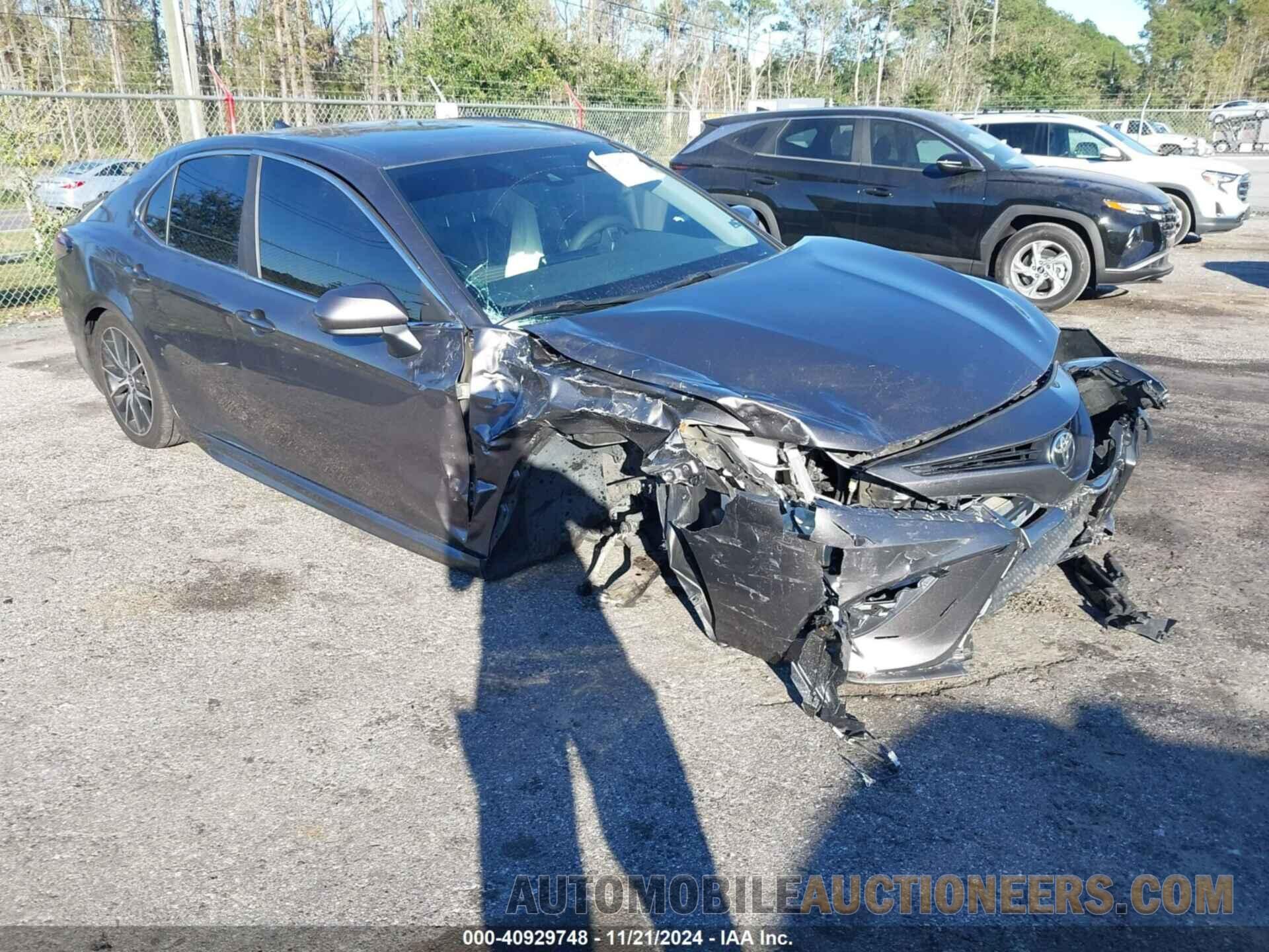 4T1G11AK6MU596811 TOYOTA CAMRY 2021