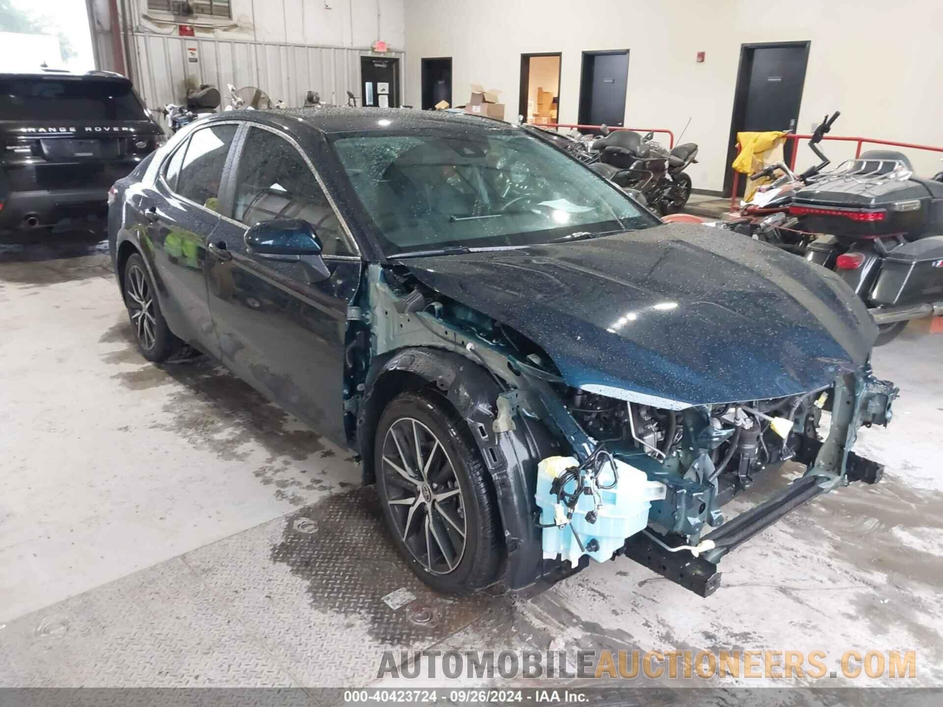 4T1G11AK6MU598011 TOYOTA CAMRY 2021