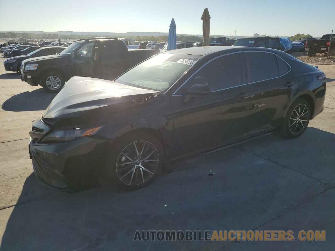 4T1G11AK6MU599045 TOYOTA CAMRY 2021