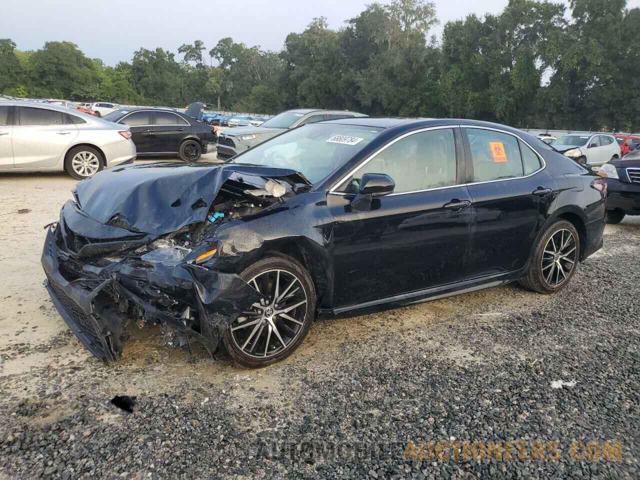 4T1G11AK6MU606575 TOYOTA CAMRY 2021