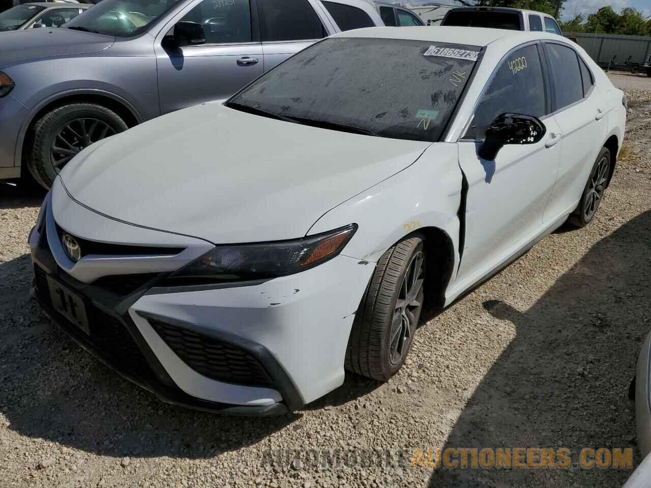 4T1G11AK6MU616846 TOYOTA CAMRY 2021