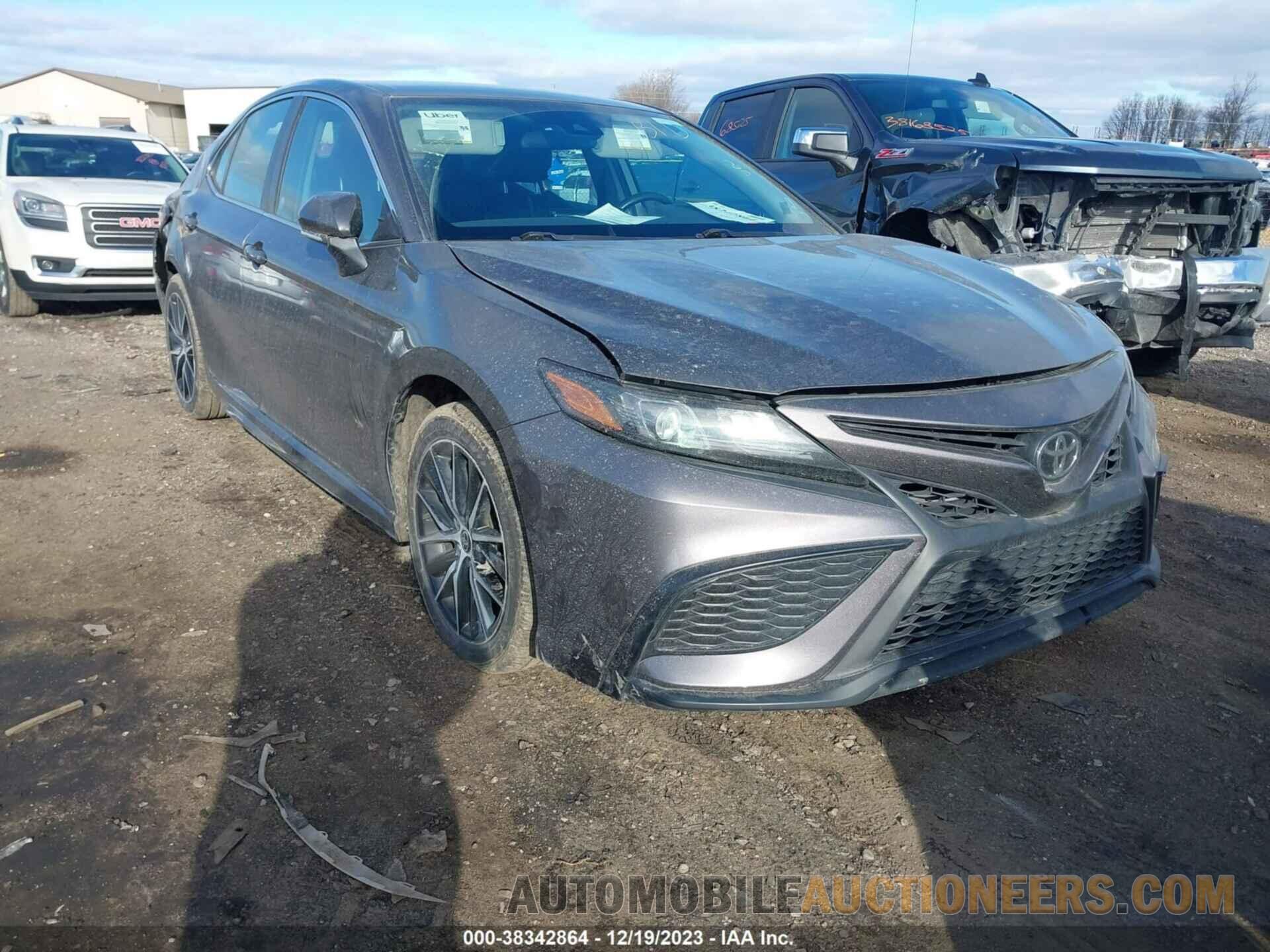 4T1G11AK6NU008455 TOYOTA CAMRY 2022