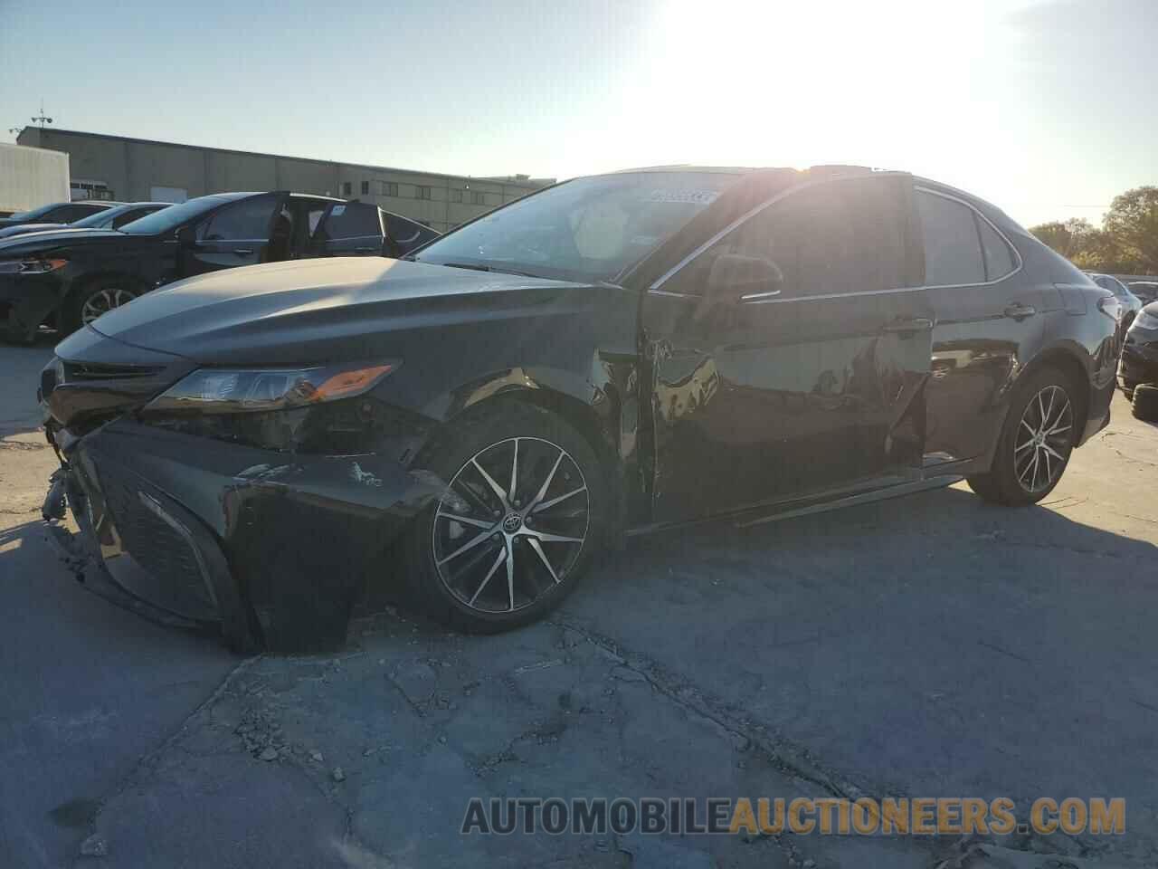 4T1G11AK6NU018662 TOYOTA CAMRY 2022