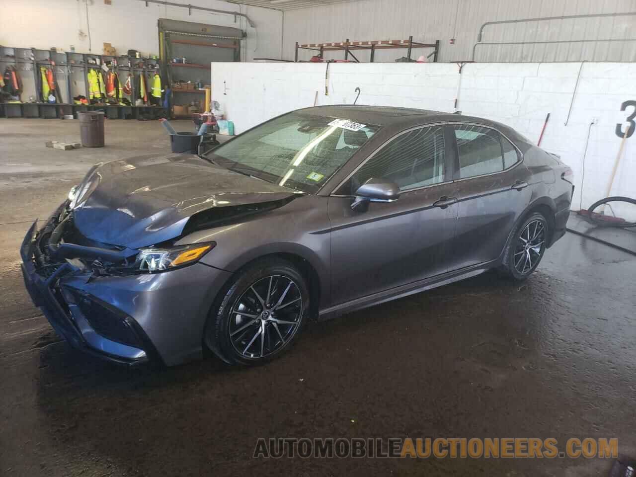 4T1G11AK6NU036241 TOYOTA CAMRY 2022