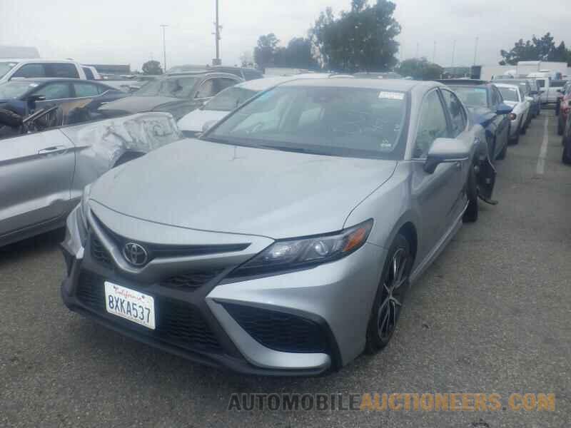 4T1G11AK6NU626553 Toyota Camry 2022