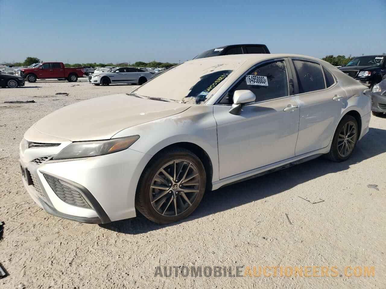 4T1G11AK6NU628691 TOYOTA CAMRY 2022