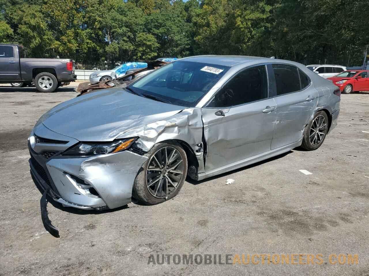 4T1G11AK6NU646074 TOYOTA CAMRY 2022