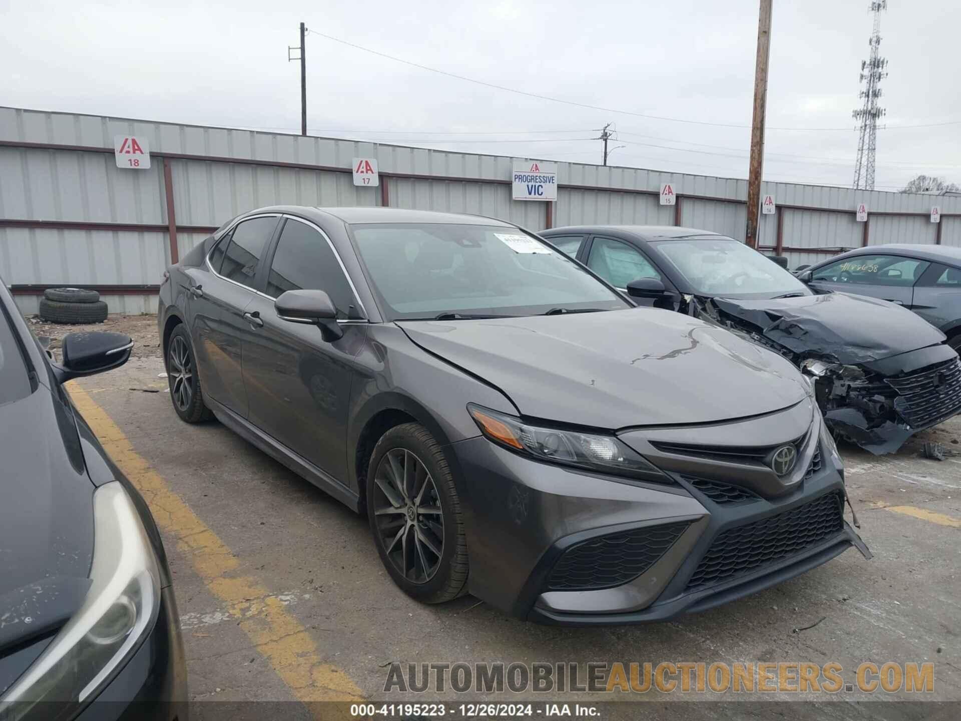 4T1G11AK6NU653090 TOYOTA CAMRY 2022