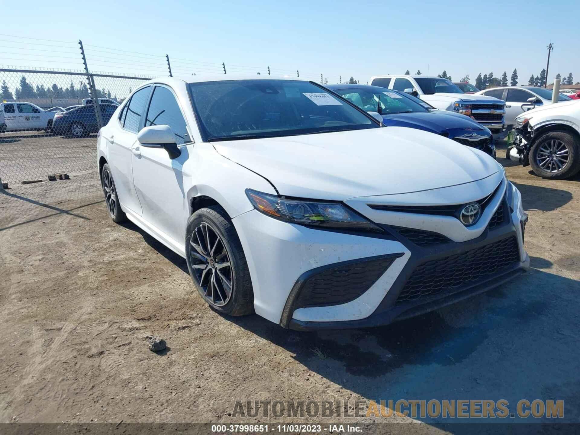 4T1G11AK6NU659889 TOYOTA CAMRY 2022