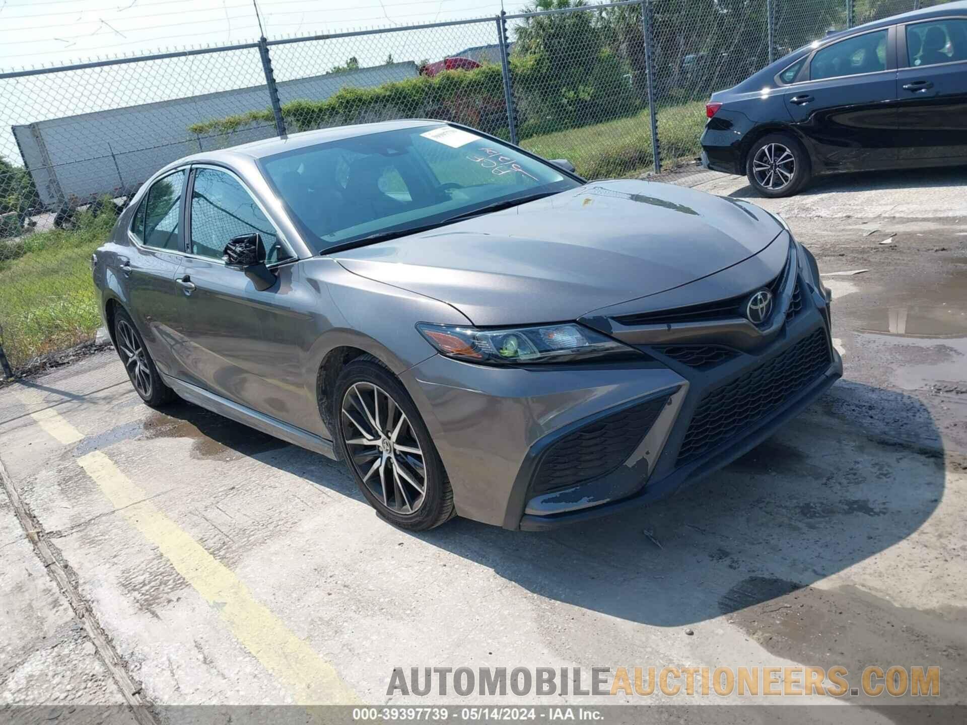 4T1G11AK6NU663134 TOYOTA CAMRY 2022