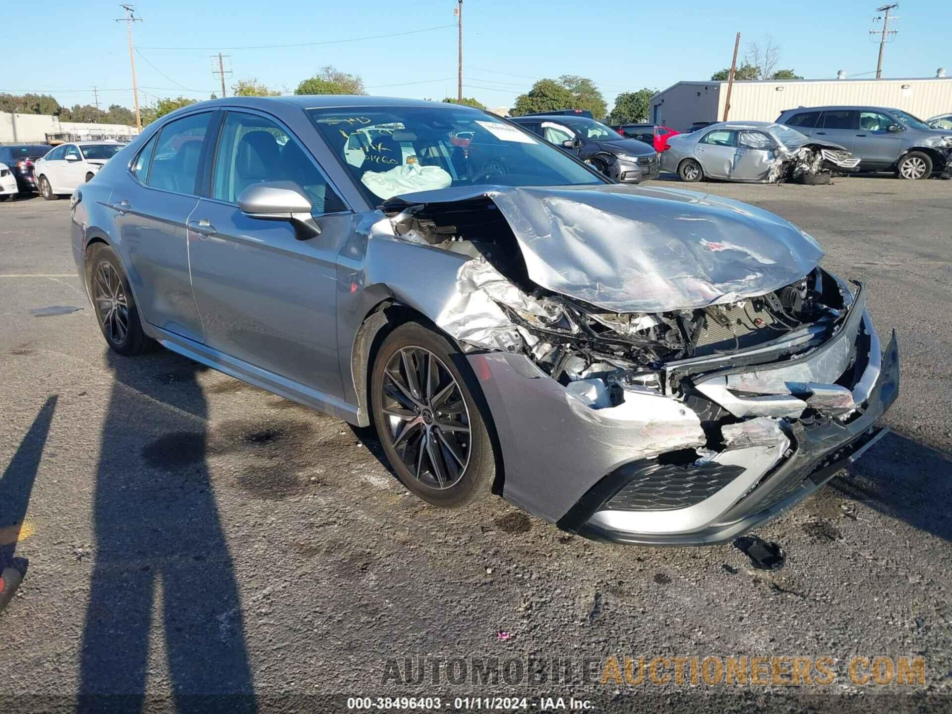 4T1G11AK6NU667779 TOYOTA CAMRY 2022