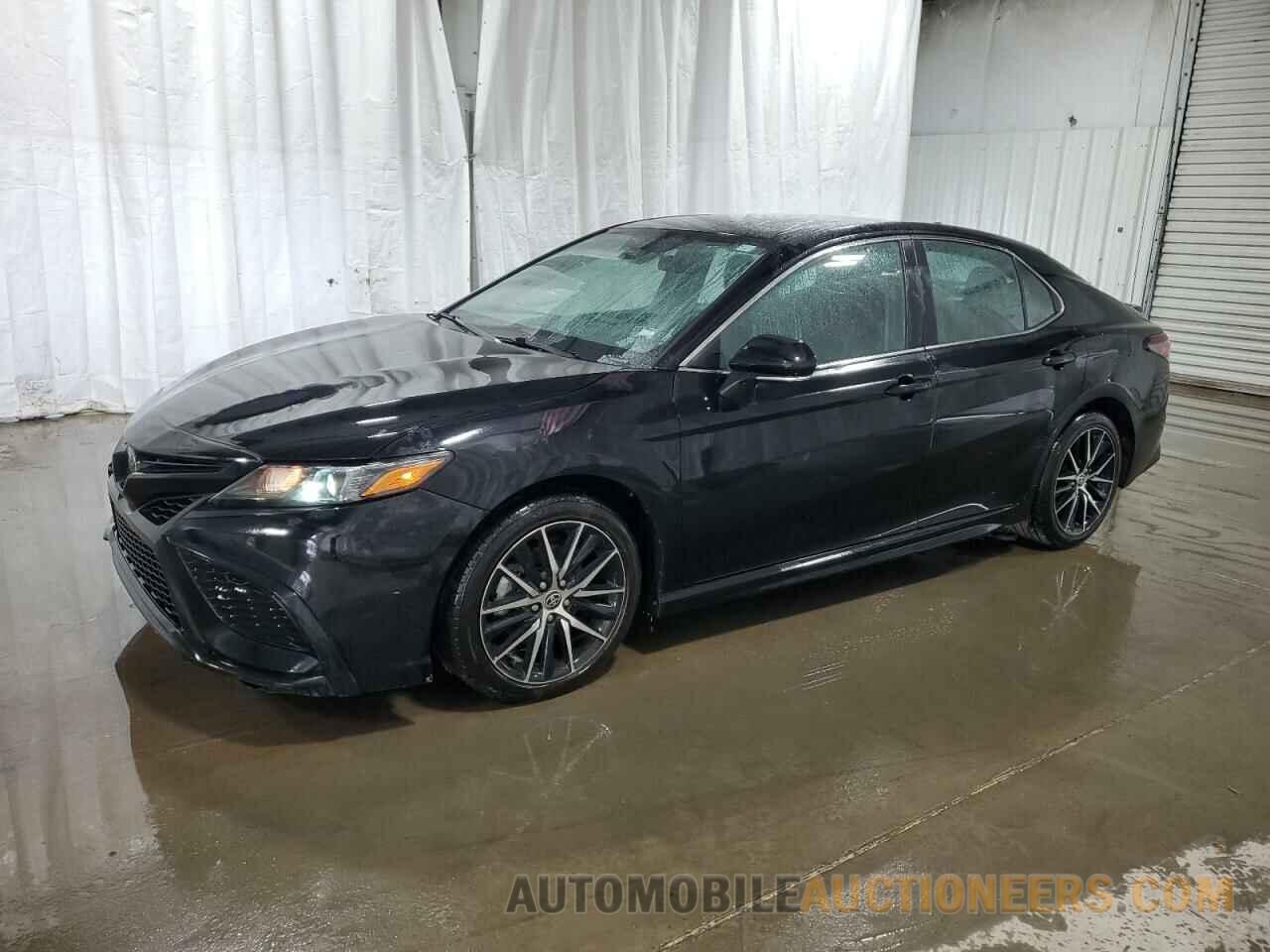 4T1G11AK6NU674795 TOYOTA CAMRY 2022