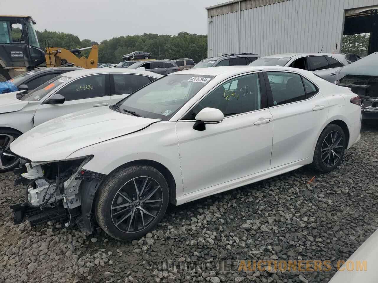 4T1G11AK6NU677969 TOYOTA CAMRY 2022