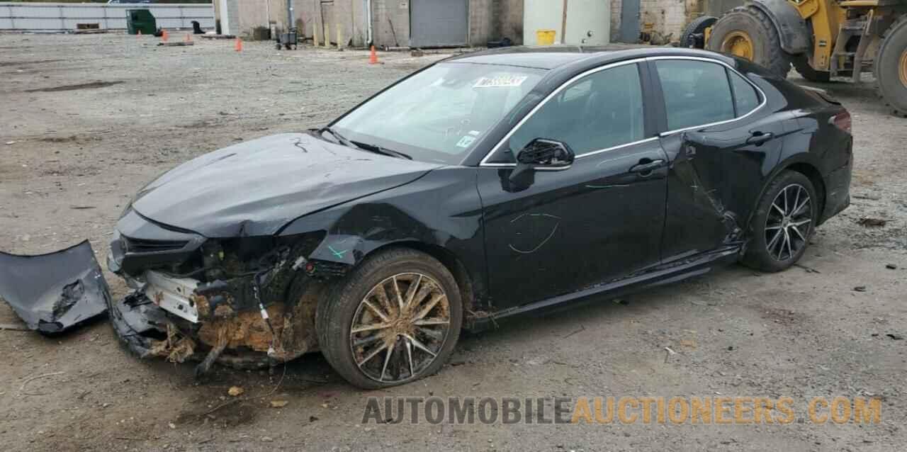 4T1G11AK6NU688700 TOYOTA CAMRY 2022