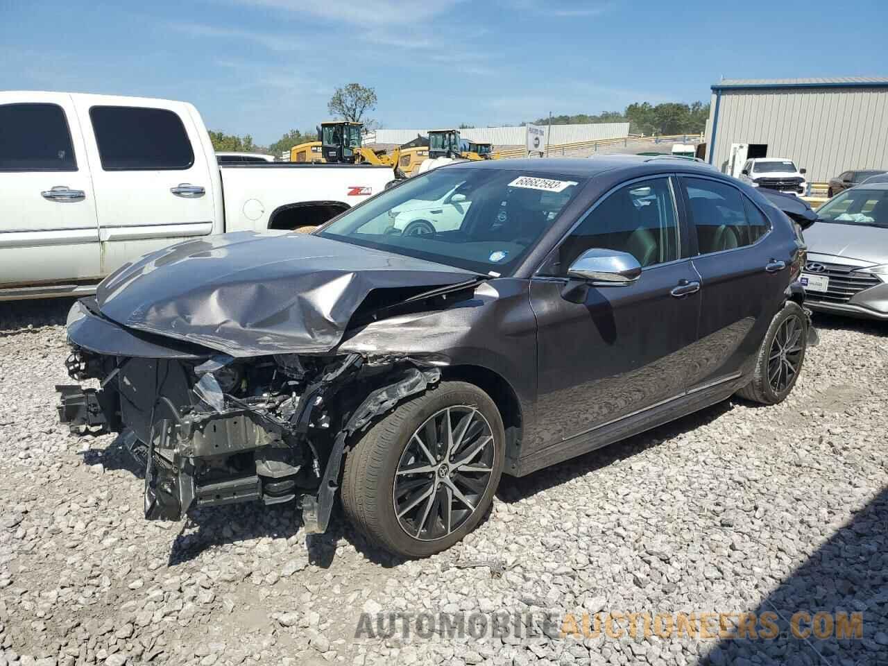 4T1G11AK6NU695873 TOYOTA CAMRY 2022