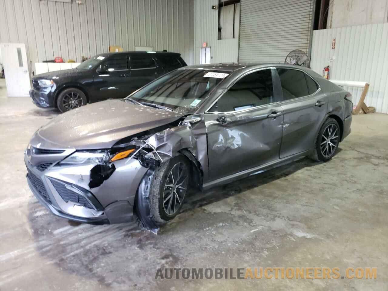 4T1G11AK6NU706919 TOYOTA CAMRY 2022