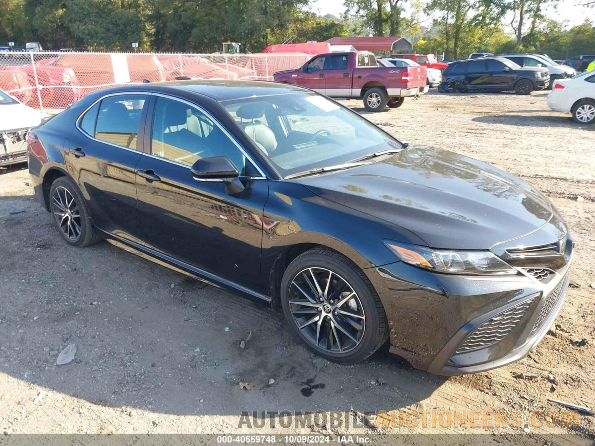 4T1G11AK6NU715832 TOYOTA CAMRY 2022