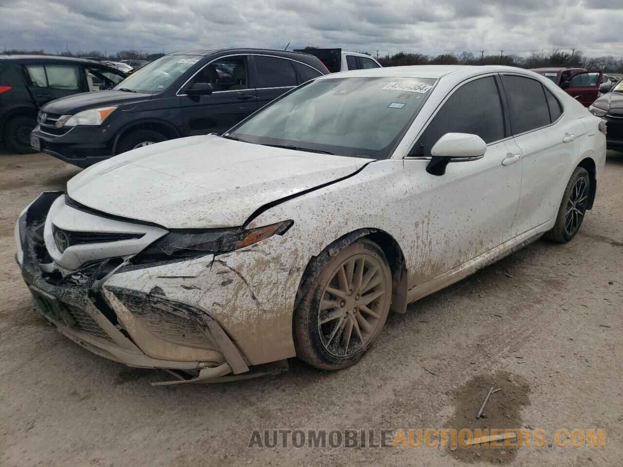 4T1G11AK6PU777198 TOYOTA CAMRY 2023