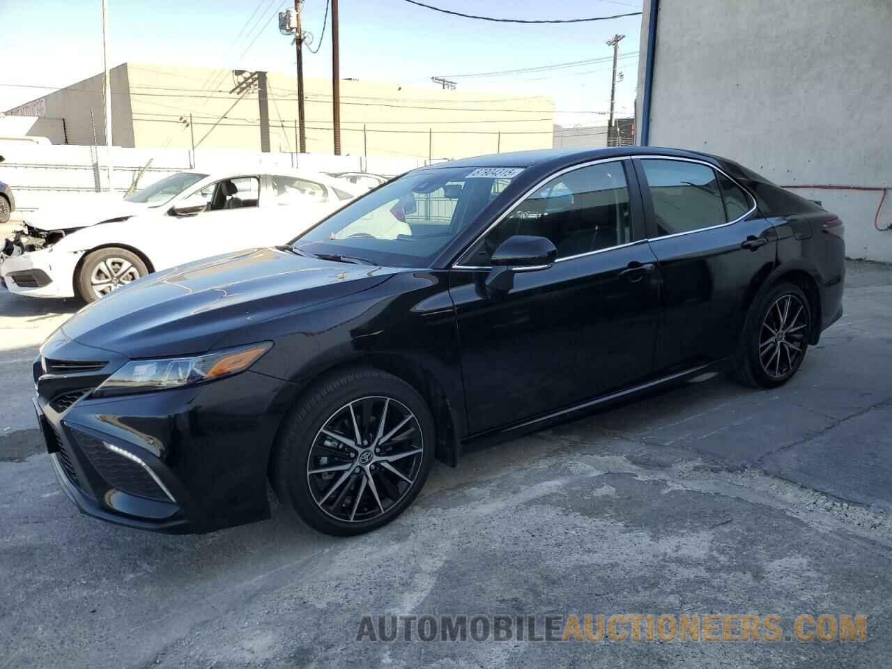 4T1G11AK6RU201324 TOYOTA CAMRY 2024