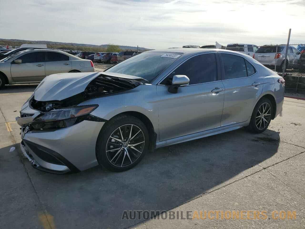 4T1G11AK6RU202425 TOYOTA CAMRY 2024