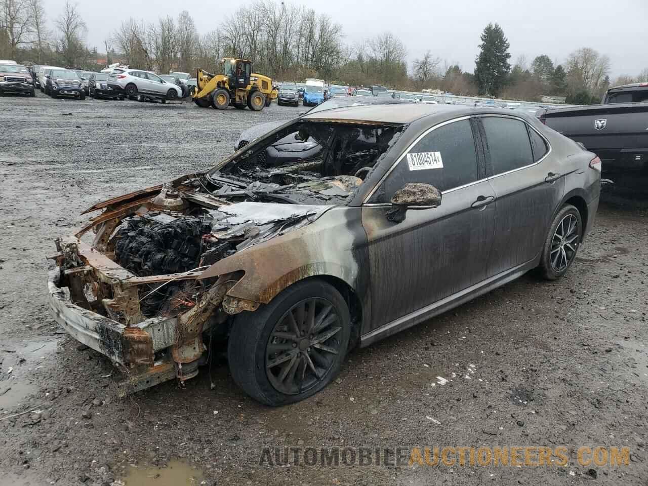 4T1G11AK6RU226692 TOYOTA CAMRY 2024