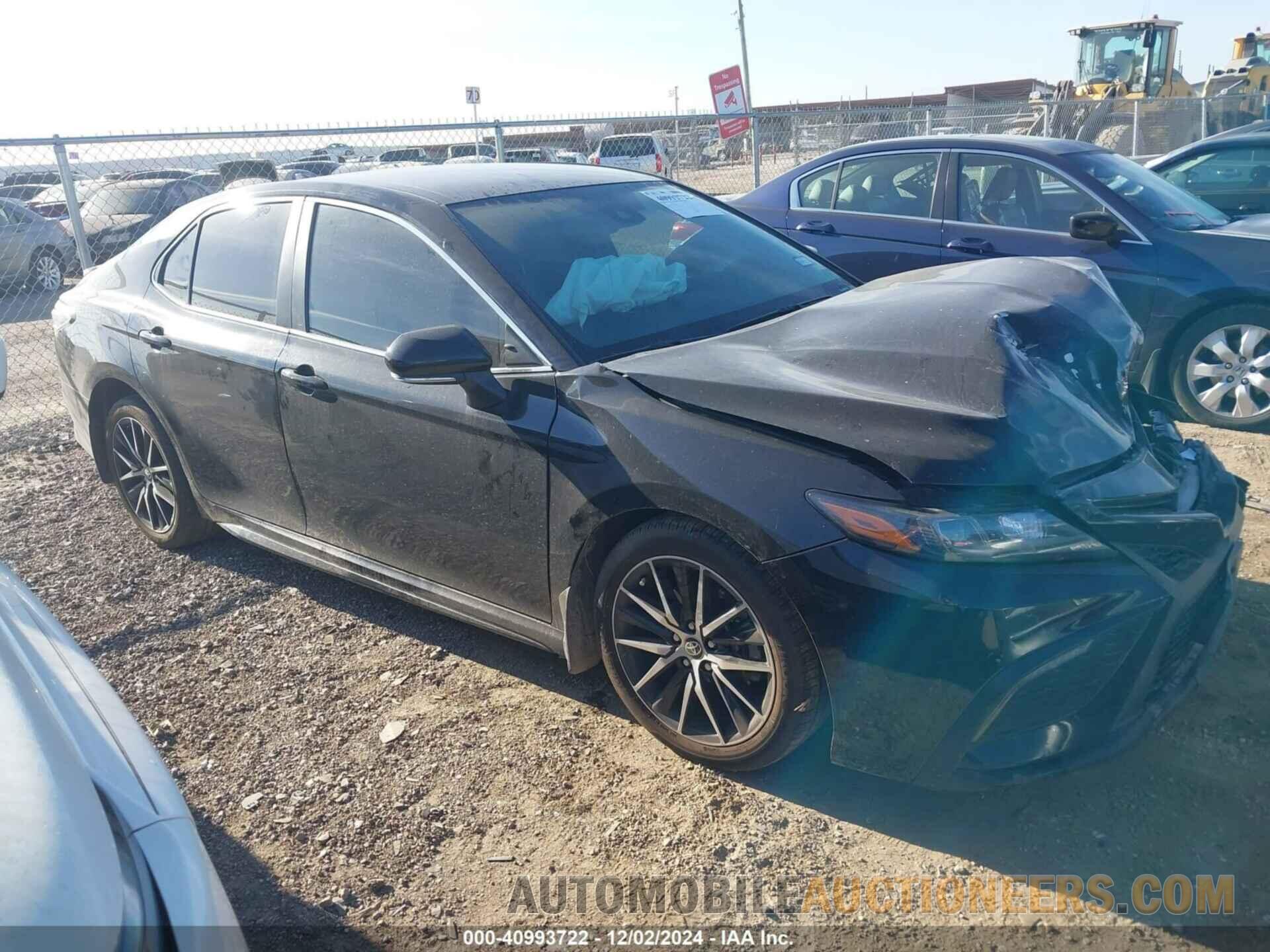 4T1G11AK6RU844577 TOYOTA CAMRY 2024