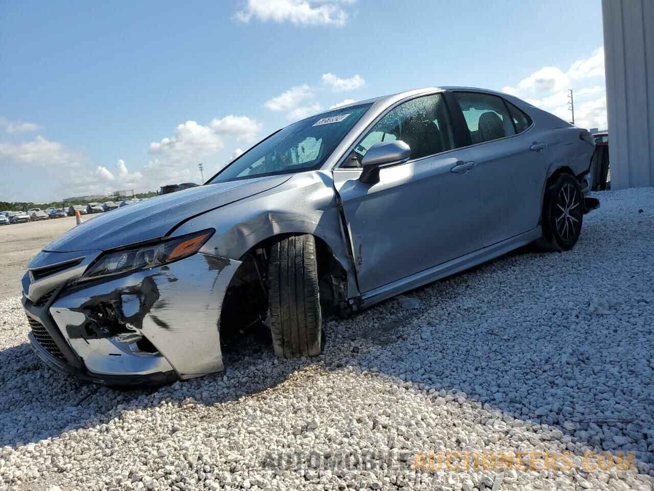 4T1G11AK6RU861511 TOYOTA CAMRY 2024