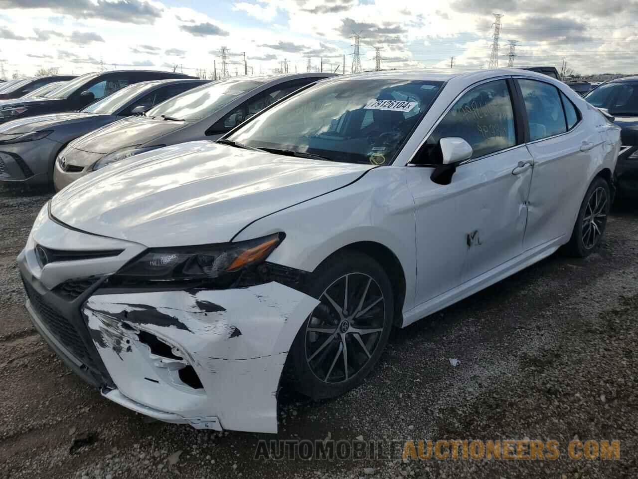 4T1G11AK6RU892564 TOYOTA CAMRY 2024