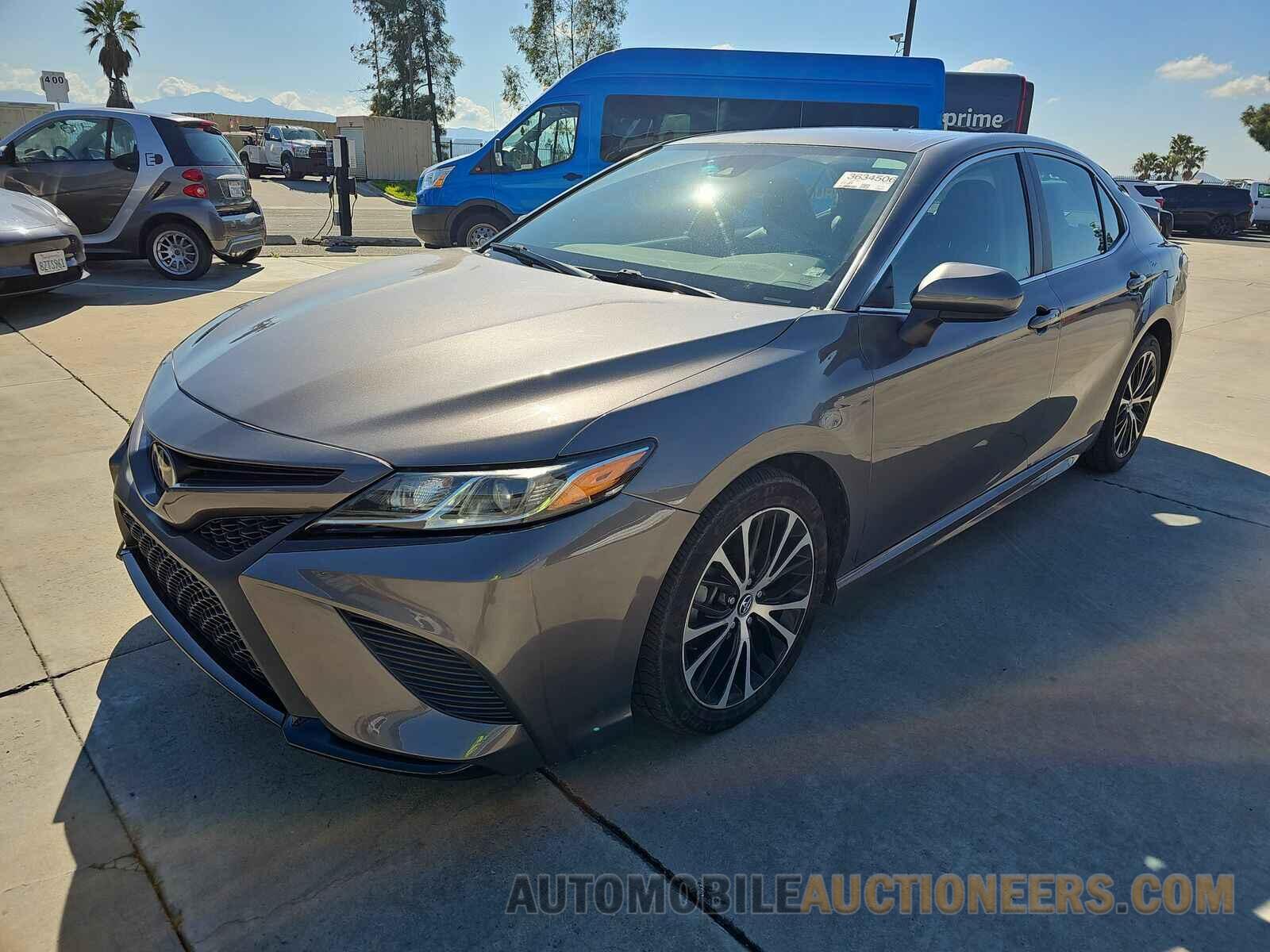 4T1G11AK7LU891060 Toyota Camry 2020