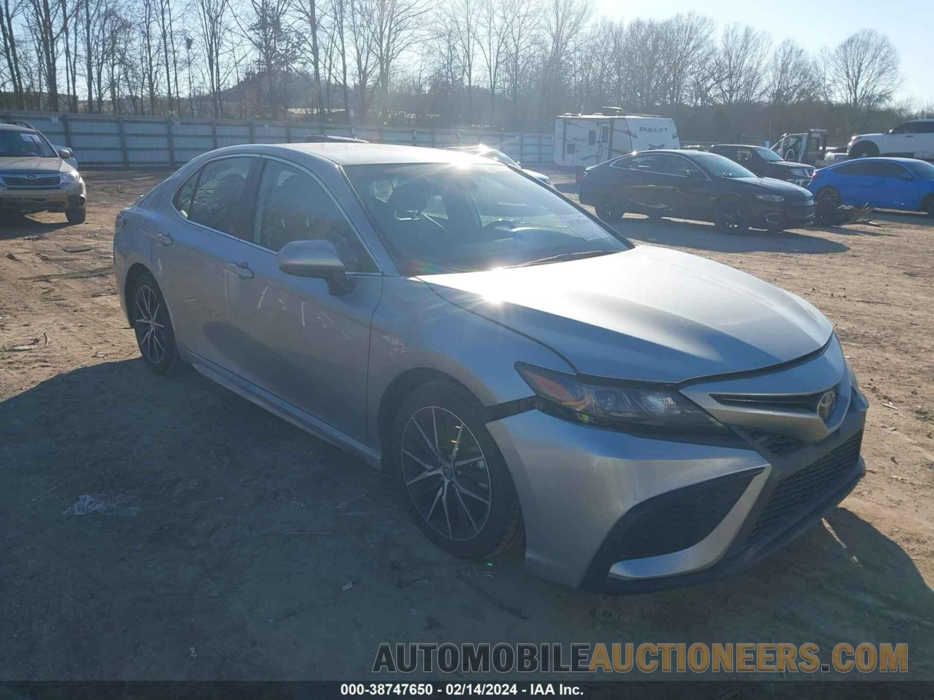 4T1G11AK7M4412914 TOYOTA CAMRY 2021