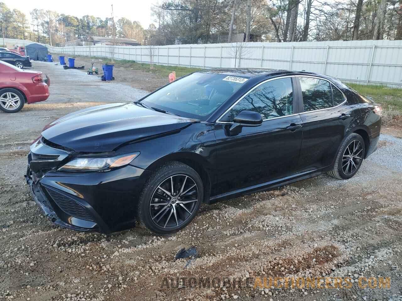 4T1G11AK7MU407874 TOYOTA CAMRY 2021