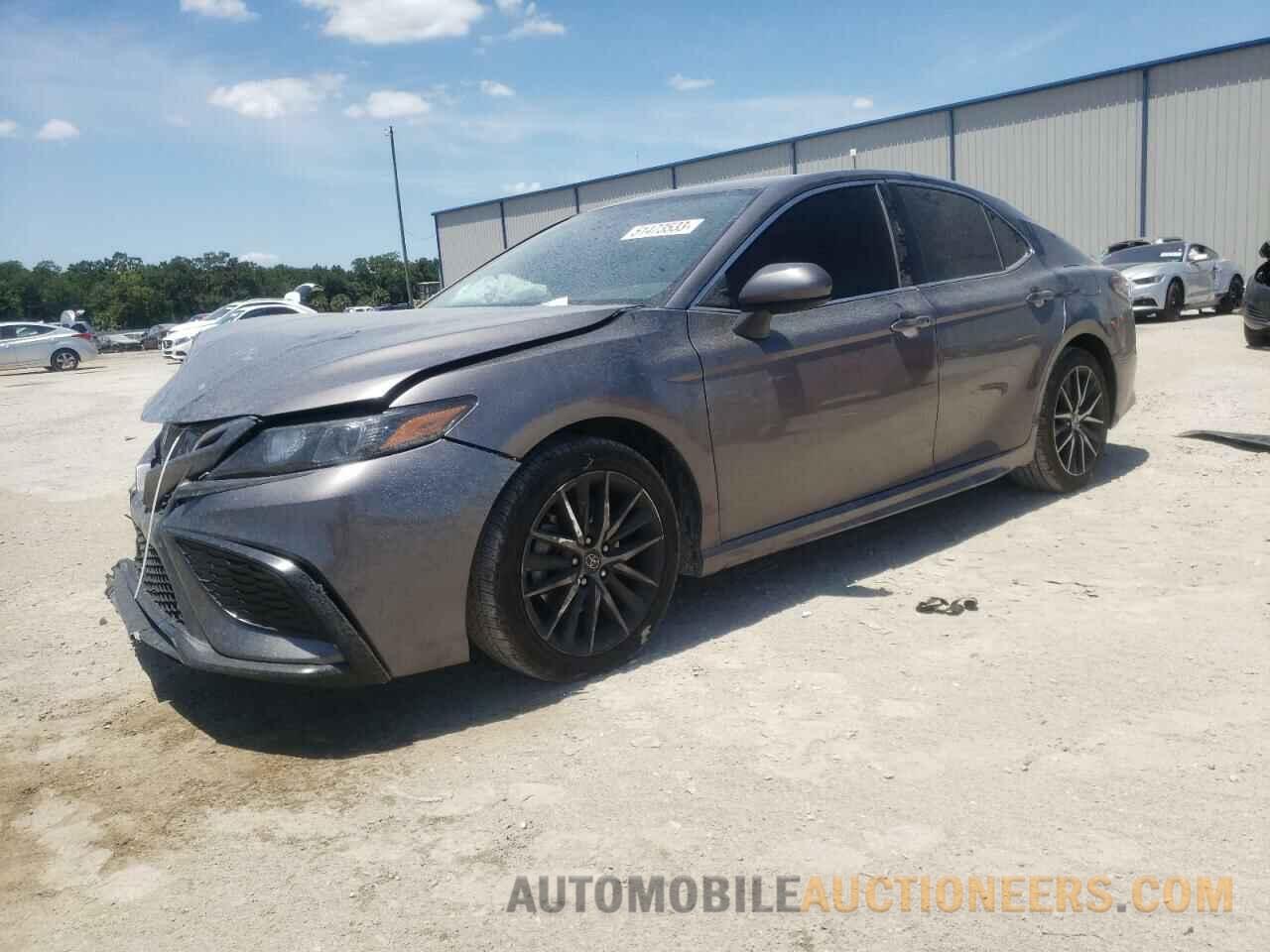 4T1G11AK7MU411598 TOYOTA CAMRY 2021