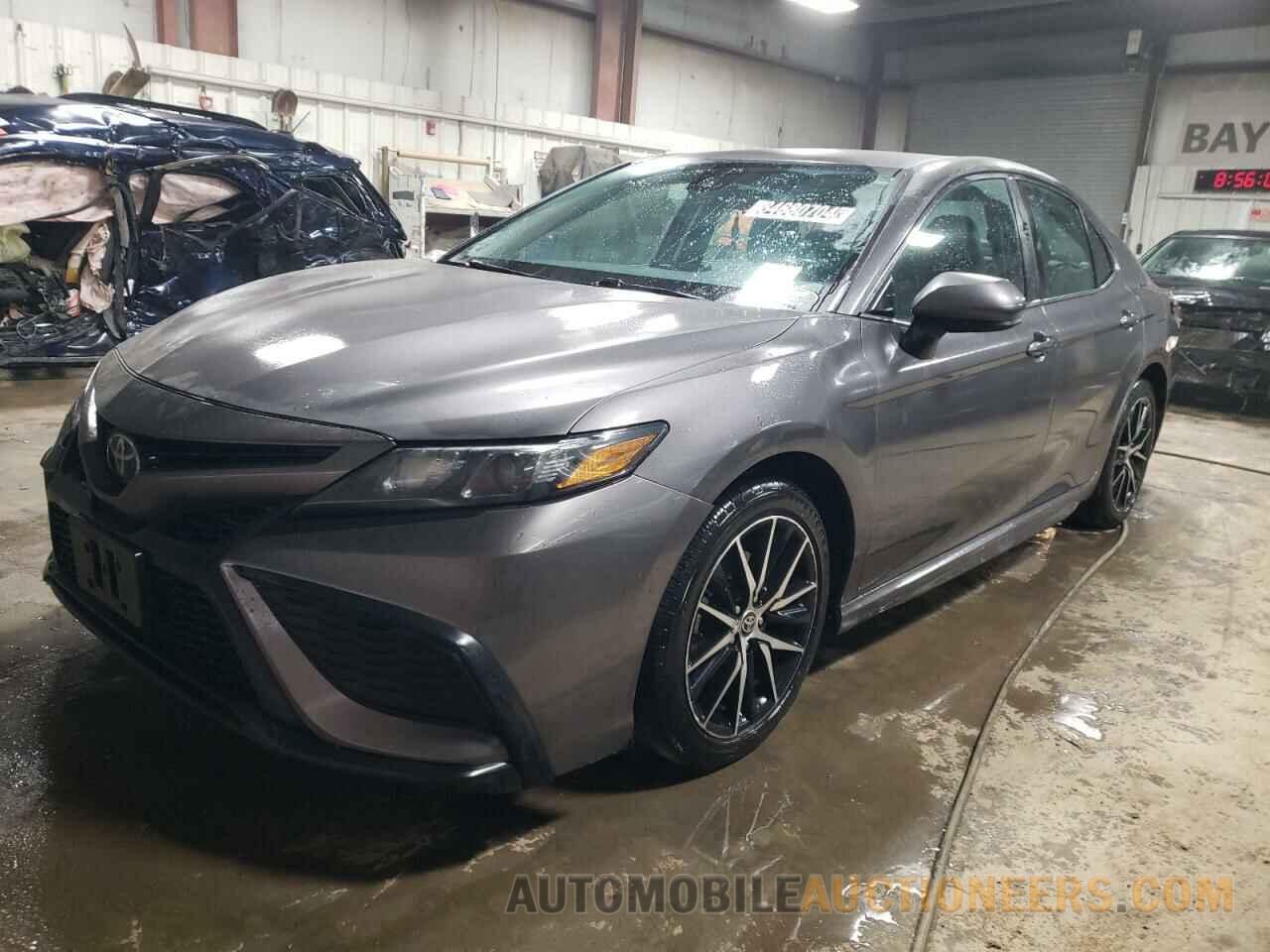 4T1G11AK7MU422181 TOYOTA CAMRY 2021