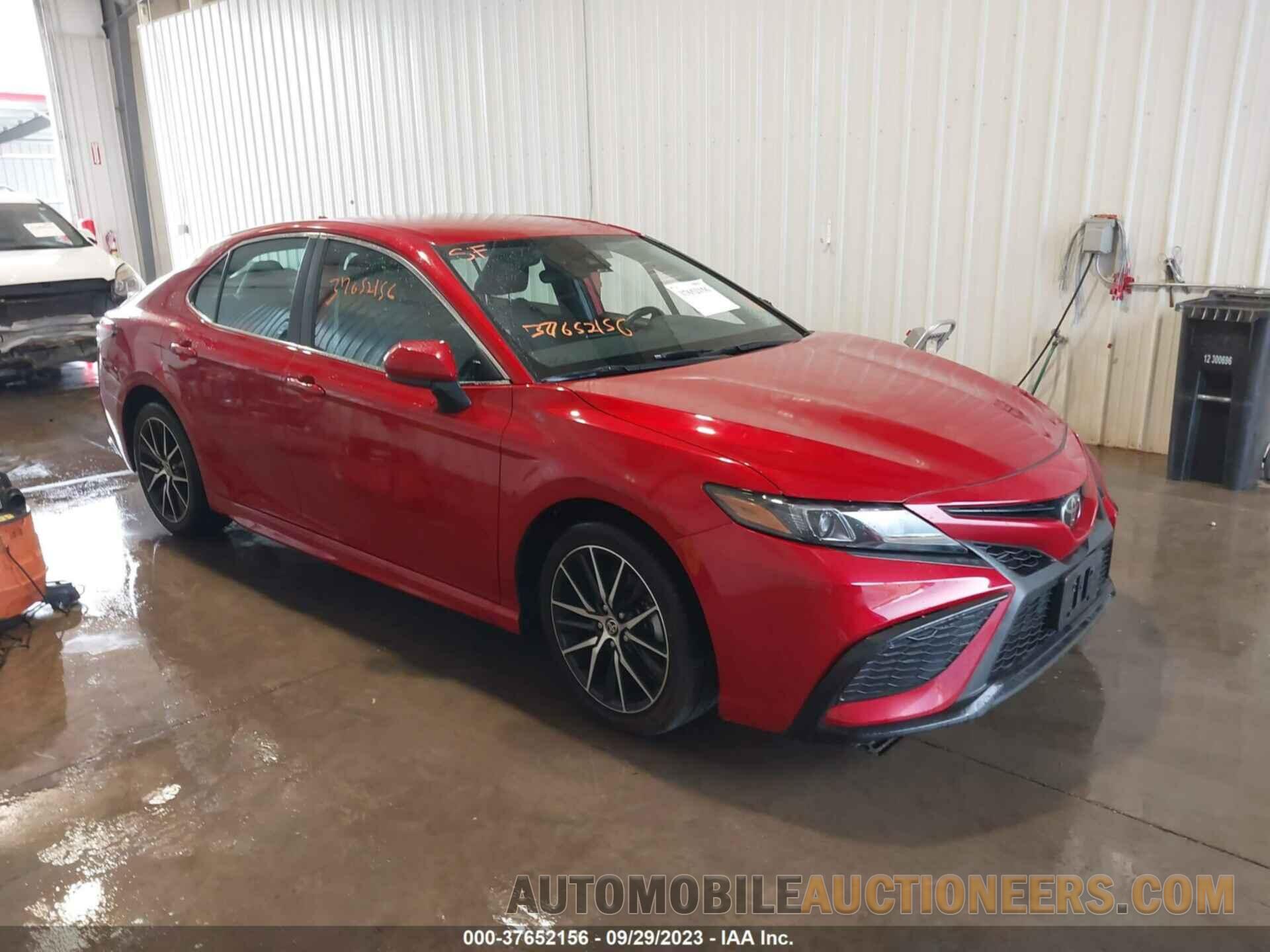 4T1G11AK7MU427459 TOYOTA CAMRY 2021