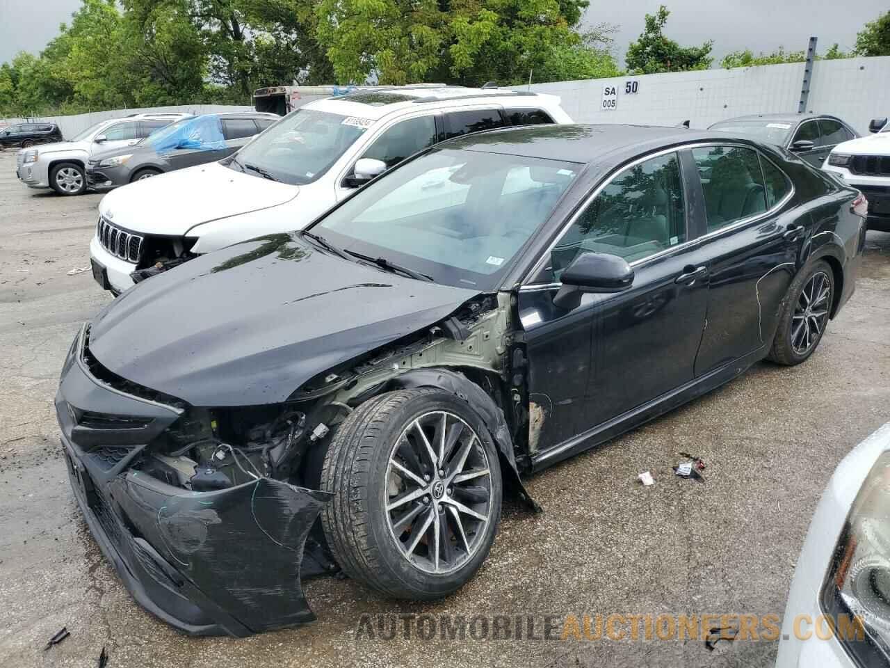 4T1G11AK7MU430359 TOYOTA CAMRY 2021