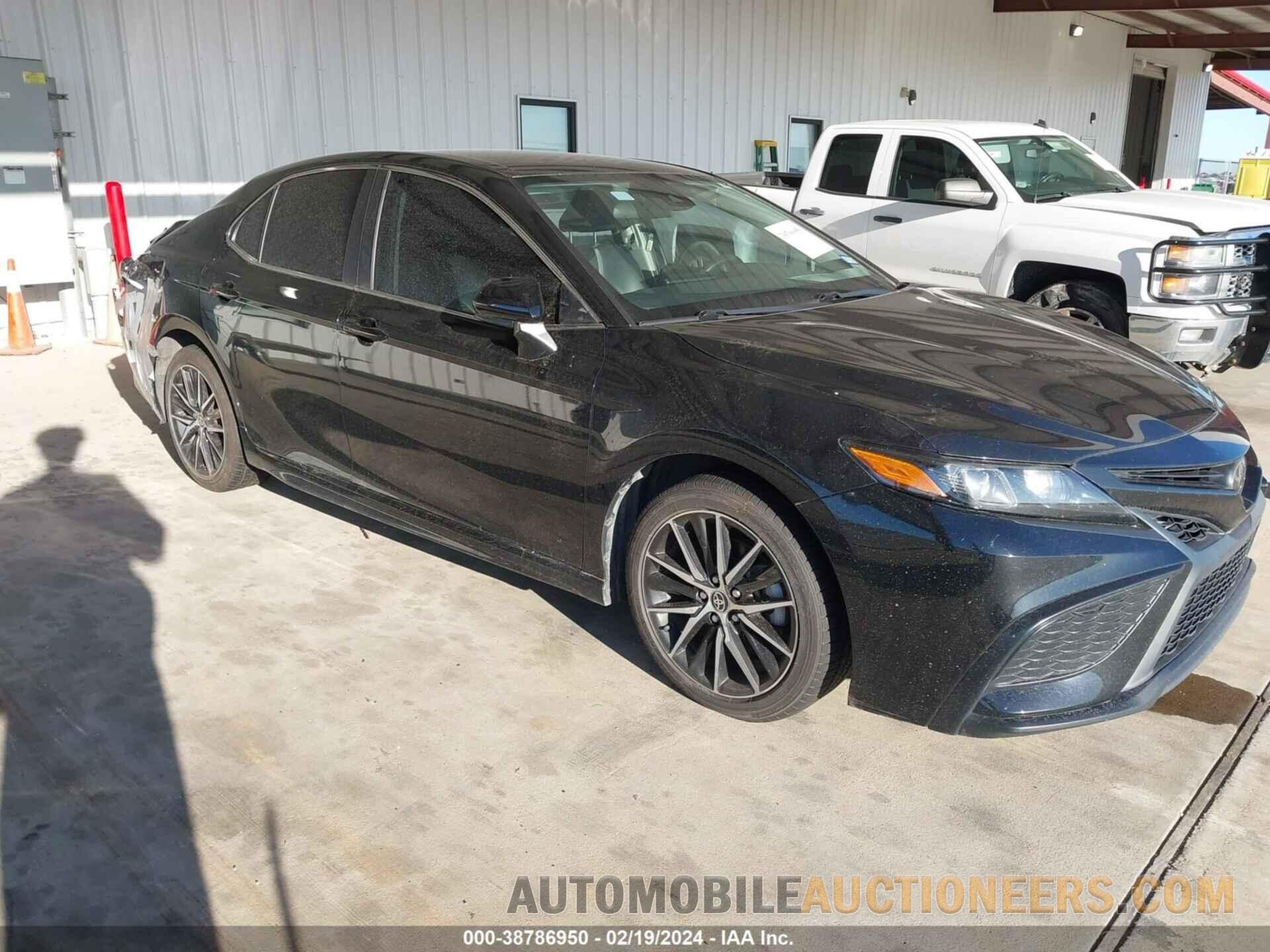 4T1G11AK7MU442978 TOYOTA CAMRY 2021