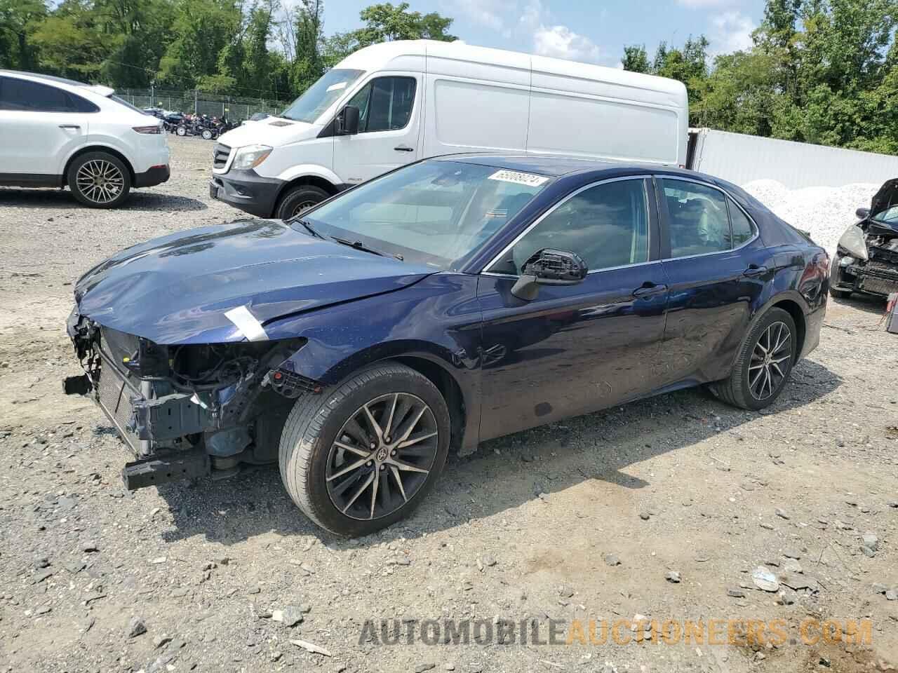 4T1G11AK7MU462891 TOYOTA CAMRY 2021