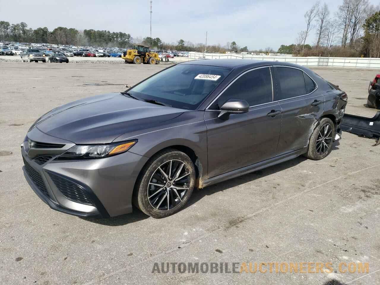 4T1G11AK7MU481862 TOYOTA CAMRY 2021