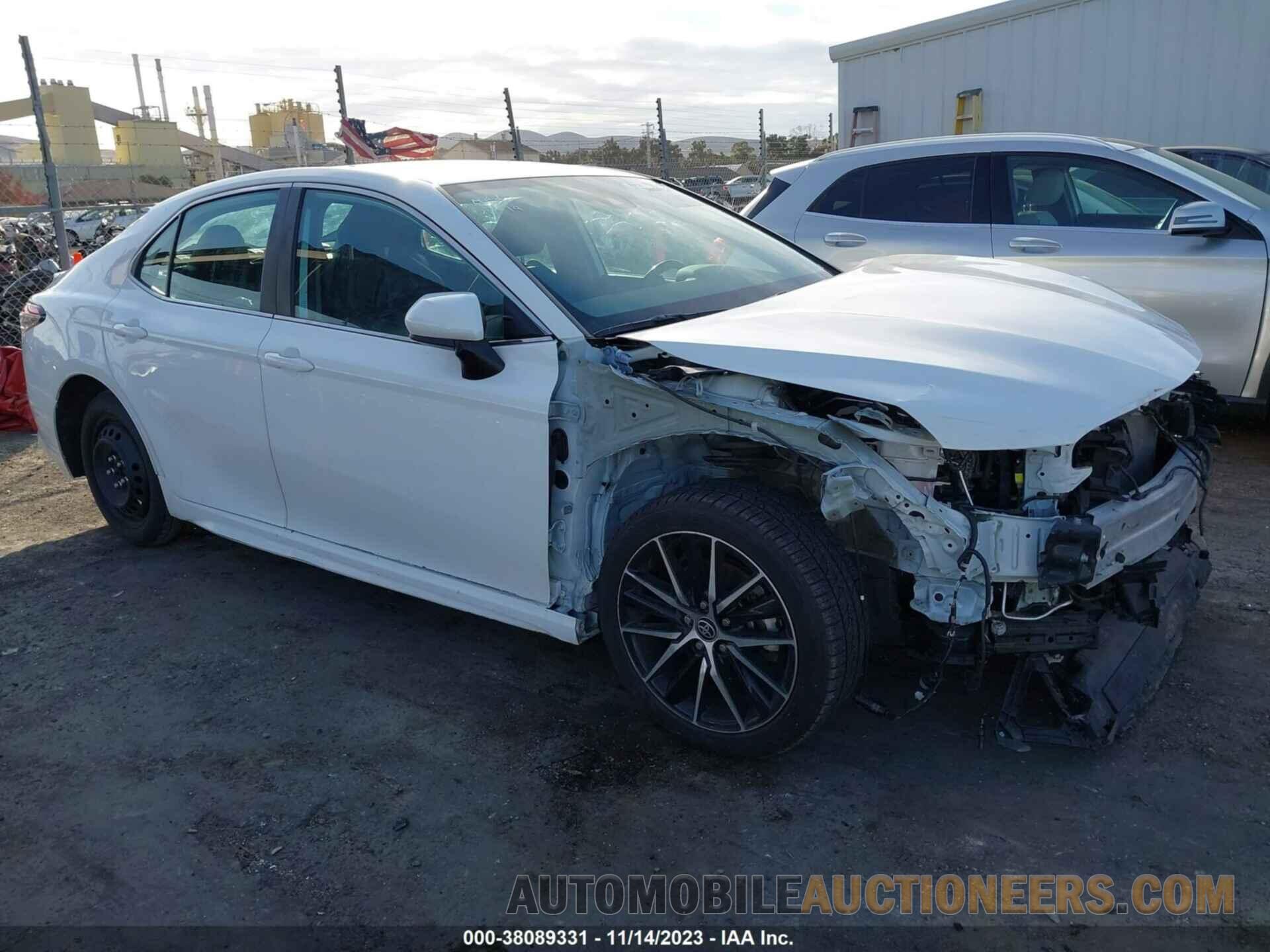 4T1G11AK7MU484177 TOYOTA CAMRY 2021